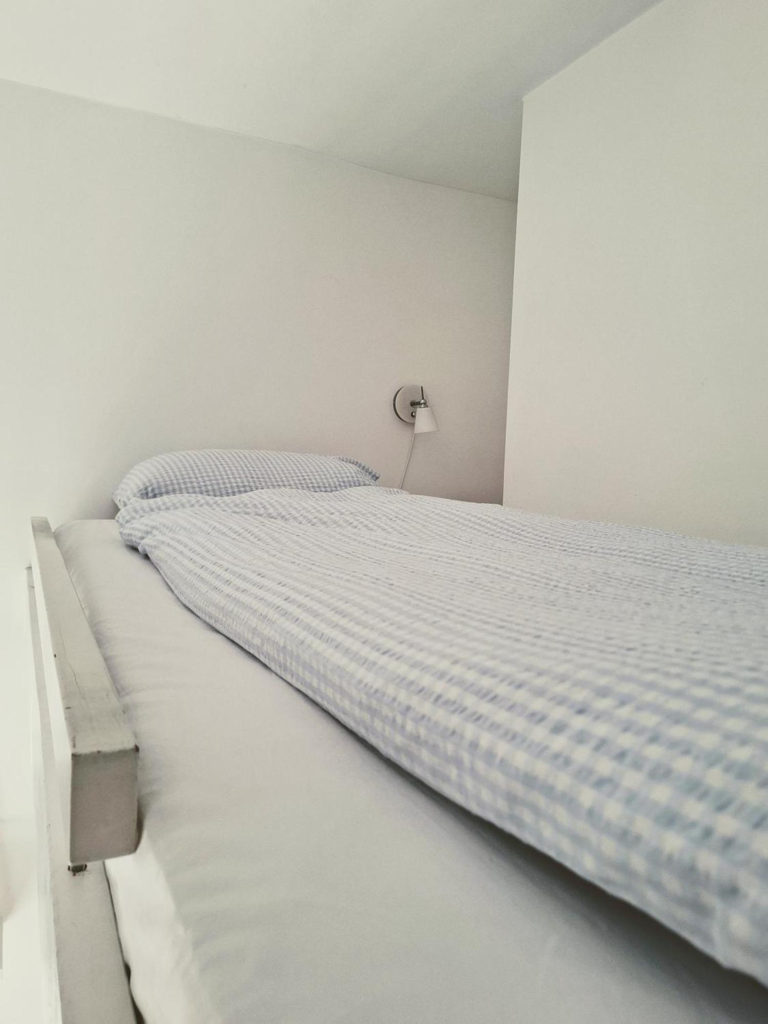 Bright And Charming Apartment From 1878 With View To The New National Museum In オスロ エクステリア 写真